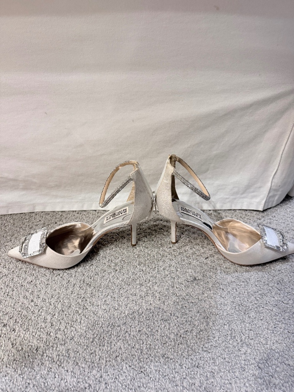 Badgley Mischka White Heels